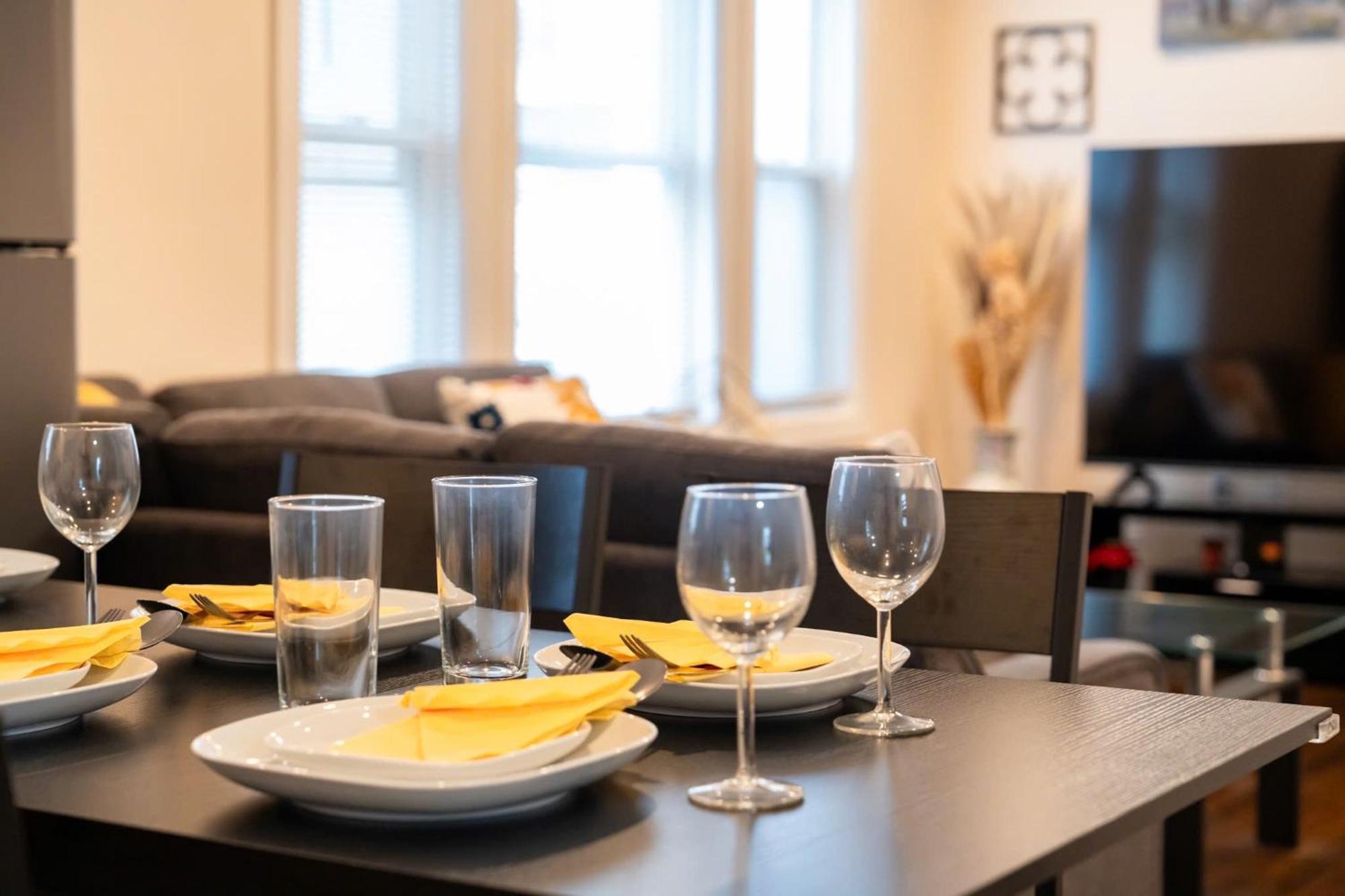 30-1 4Br Boston - Comfortable Apt Near Mbta Εξωτερικό φωτογραφία