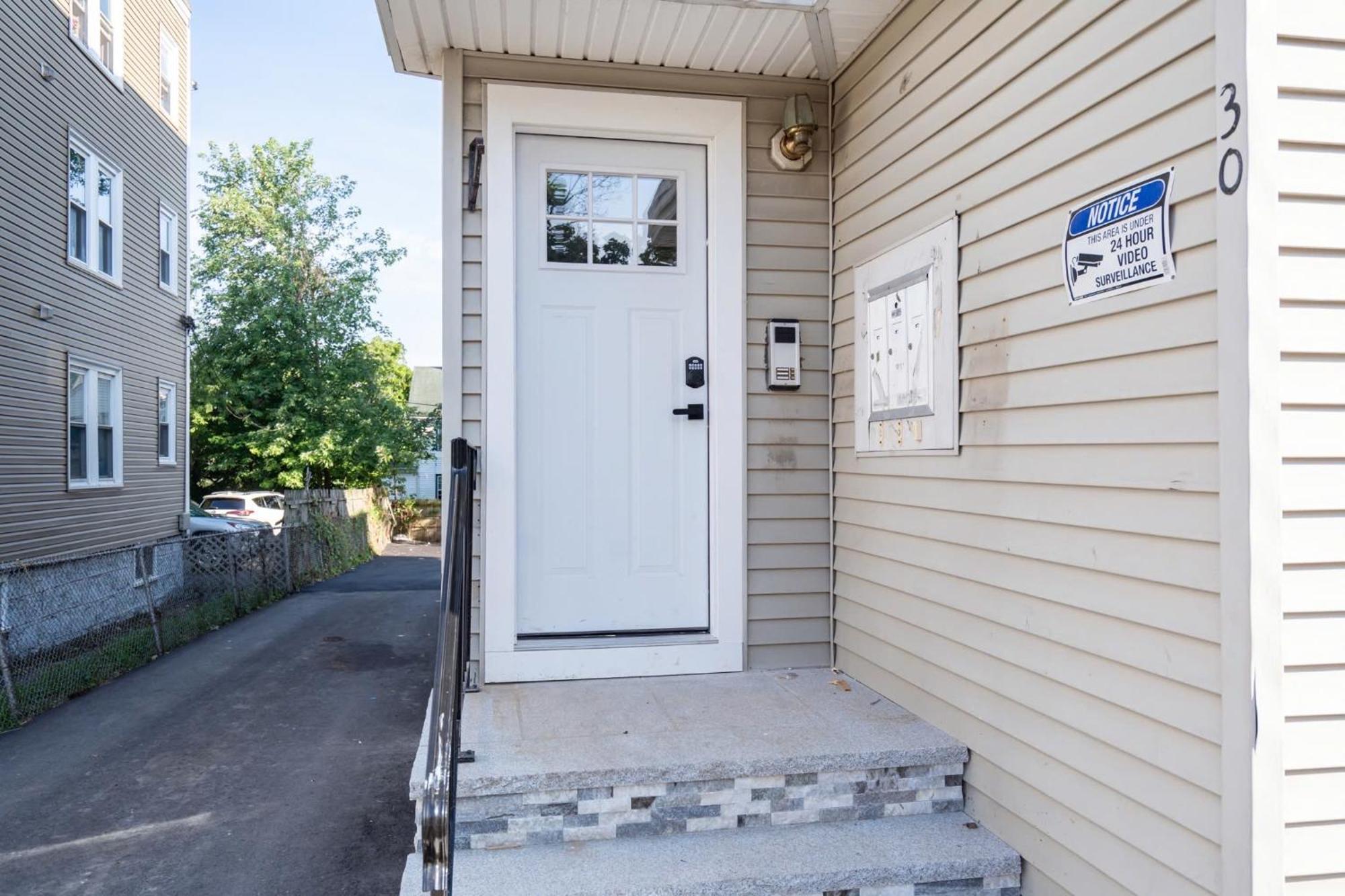 30-1 4Br Boston - Comfortable Apt Near Mbta Εξωτερικό φωτογραφία